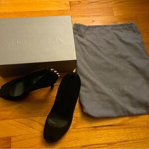 Alexander McQueen black suede w/ gold studs, size 39 peep toe pumps